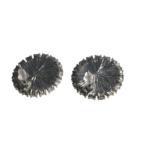 Elegant Silver Stud Earrings - Picture 4 of 4